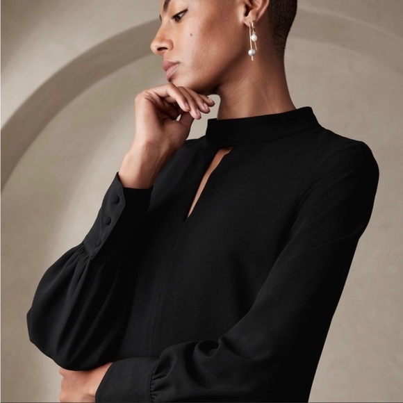 NWT! Banana Republic Black Sheath Mini Dress - Multiple 🦒 - Picture 5 of 7